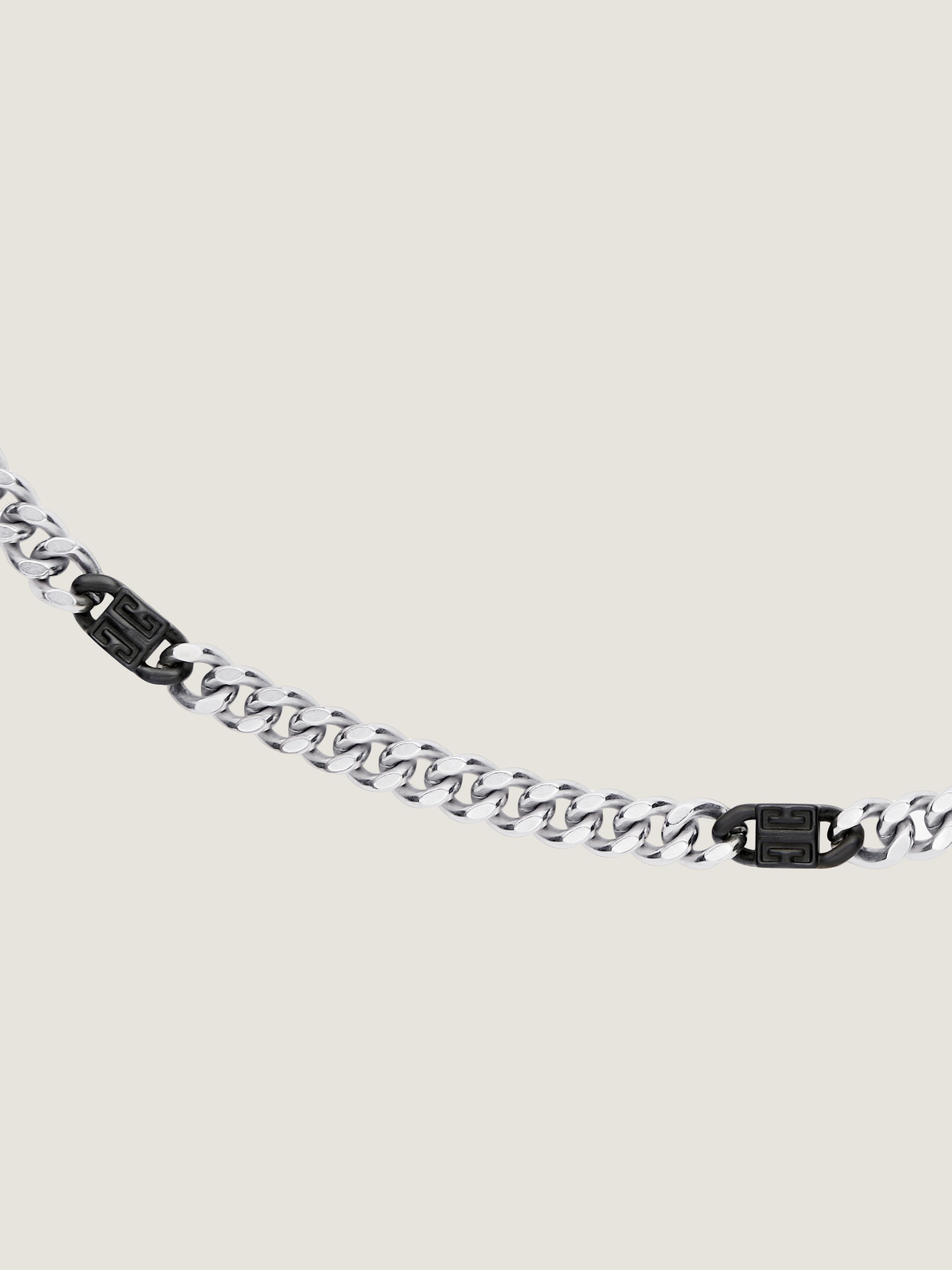4G necklace in metal